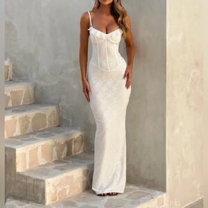 OUTCAST DYLAN MAXI DRESS WHITE NWT (damage)